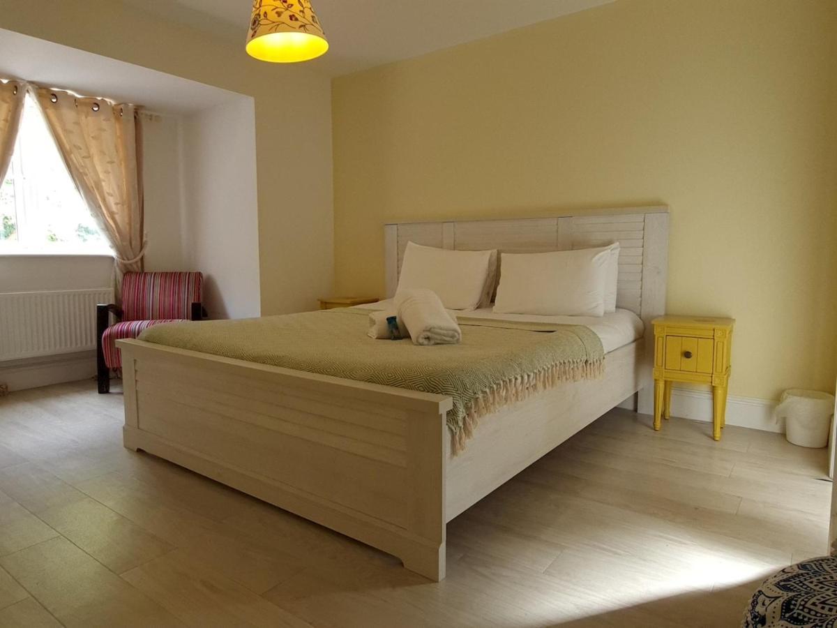 Pass The Keys Well Located Modern 5 Bedroom House เบอร์มิงแฮม ภายนอก รูปภาพ